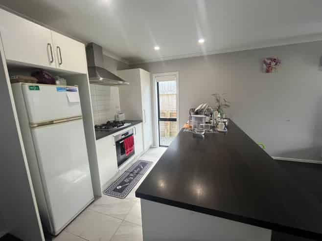 142 Te Manatu Drive, Huntington