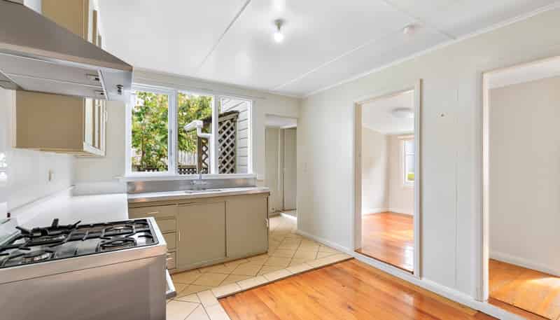 1/28 Ribble Street, Island Bay