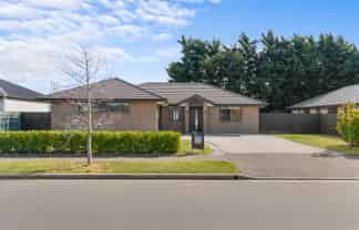 16 Barbara Joan Road, Wigram
