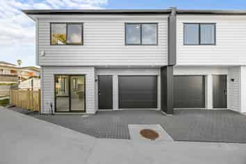 14A & B Grove Lane, Pakuranga Heights
