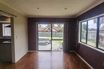 11 Dalcross Drive, Flat Bush