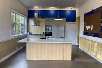 76  Sale Street , Hokitika