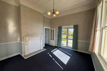 76  Sale Street , Hokitika