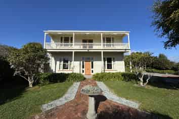 76  Sale Street , Hokitika