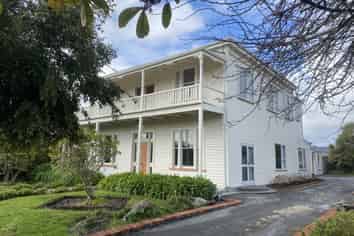 76  Sale Street , Hokitika