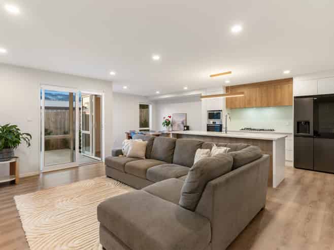 25B Capilano Place, Glenfield