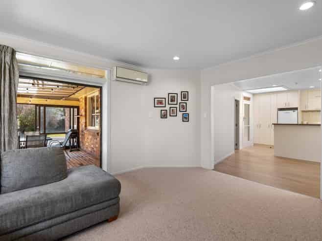 132 Devon Street West, Hillcrest