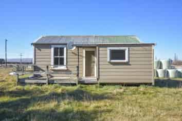 52 Cardigan Street East, Middlemarch