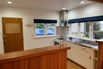 4 Bell Road, Beachlands