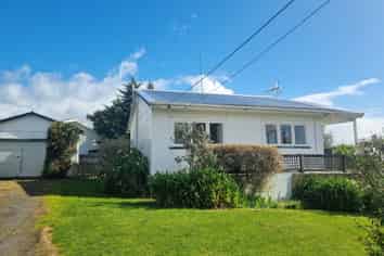4 Bell Road, Beachlands