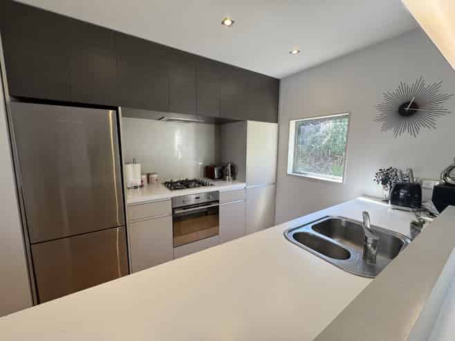 9 Saddleback Grove, Karori