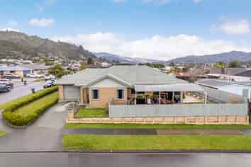 2 Fraser Colman Grove, Wainuiomata