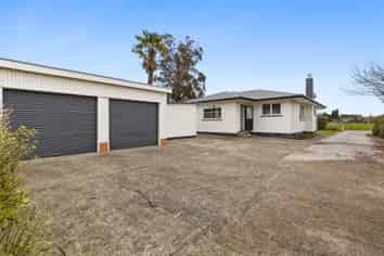 208 Abel Tasman Drive, Takaka