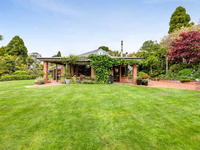 14 Ngawhini Road, Hawera