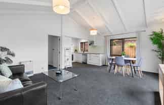 129B Ranolf Street, Glenholme