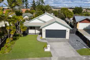 10 Davington Way, Burswood