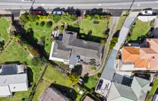 100 Tuhikaramea Road, Dinsdale