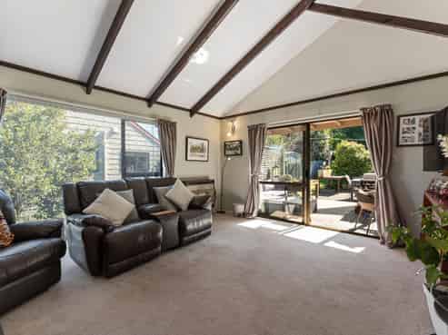 9 D'arcy Road, Bastia Hill