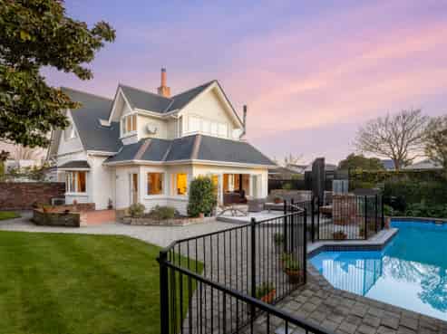 69 Office Road, Merivale