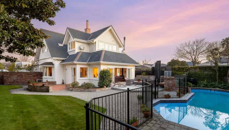 69 Office Road, Merivale