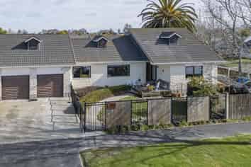 1 Wakelin Place, Redwood