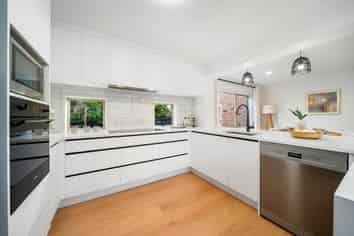 115 Kyle Road, Greenhithe