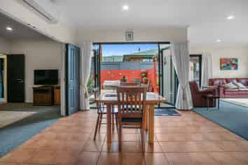 13 Edward Payton Grove, Pukehangi