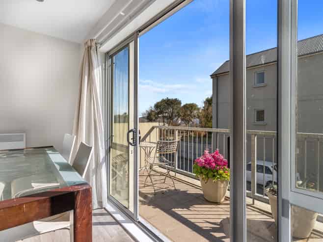 14/31 Poulson Street, Addington