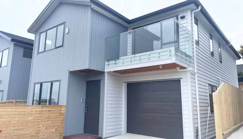 2A Askew Place, Farm Cove