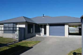 20 Spackman Cr, Paraparaumu