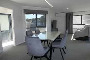 20 Spackman Cr, Paraparaumu