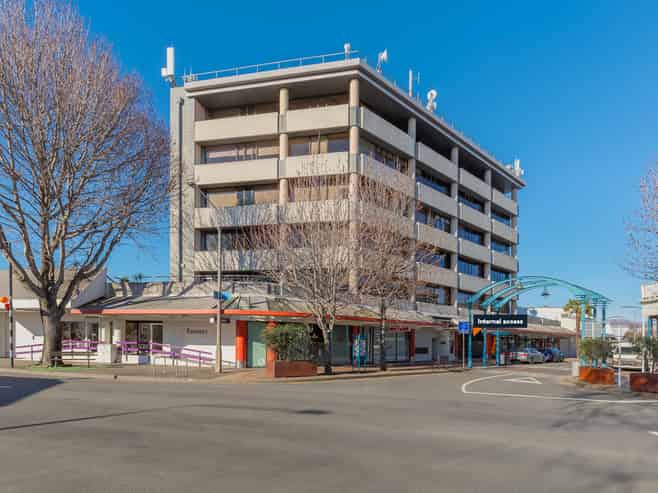 Ground Floor CBD: Modern 47sqm Retail/Office