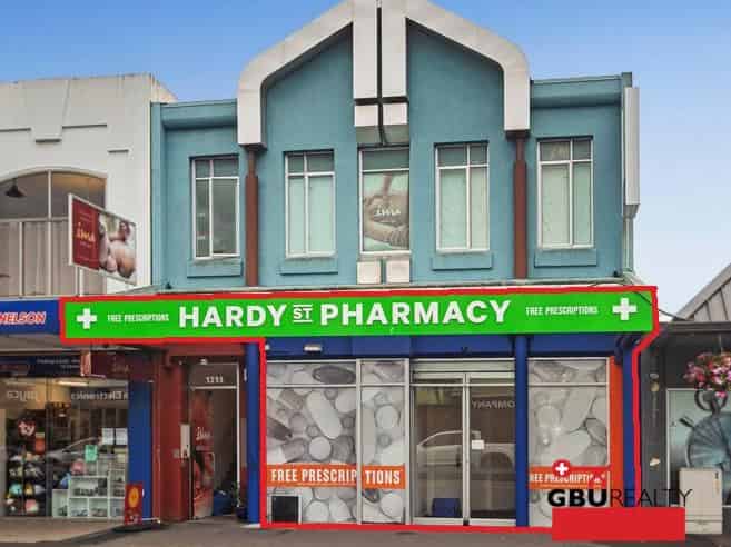 STRATEGIC LOCATION GROUND FLOOR