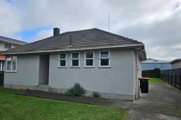 10 Tyne Street, Roslyn