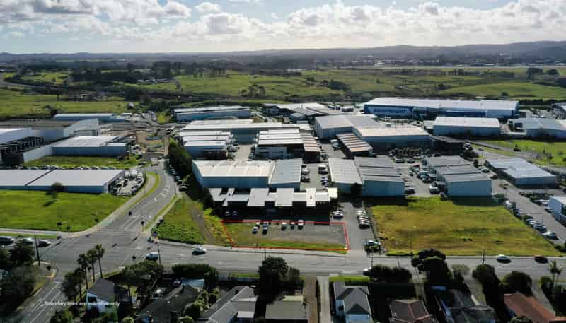 102A Hobsonville Road, Hobsonville