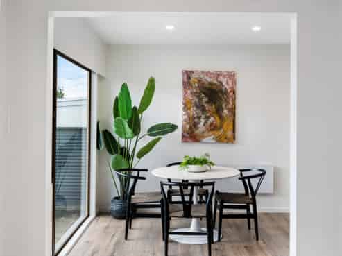 2/867 Beach Road, Torbay