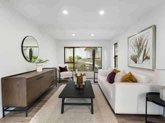 2/867 Beach Road, Torbay