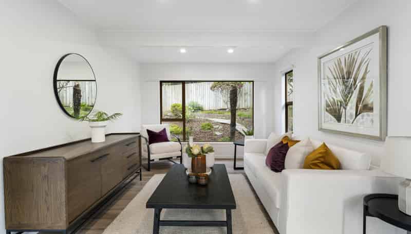 2/867 Beach Road, Torbay