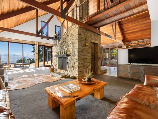 307 Crown Range Road, Arrow Junction