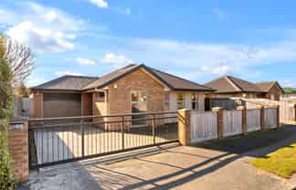 2/31 Veitches Road, Casebrook