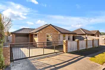 2/31 Veitches Road, Casebrook