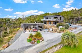 1570 Cove Road, Mangawhai