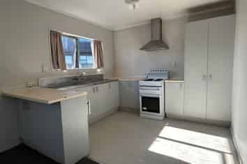 4/59A Takanini Road , Takanini