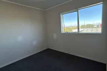 4/59A Takanini Road , Takanini