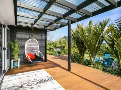 1385 South Road, Oakura