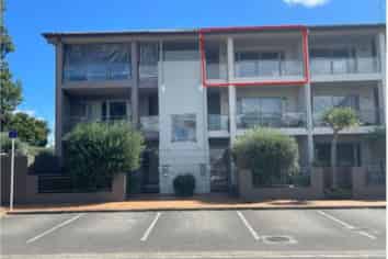 80c Michael Jones Drive, Flat Bush