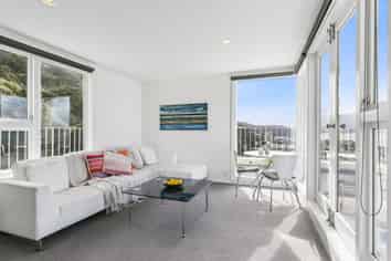 31/125 Grant Road, Thorndon