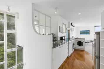 31/125 Grant Road, Thorndon