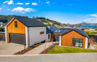5 Goddard Way, Sawyers Bay