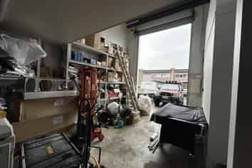 Fully Secure Unit - Lambie Drive